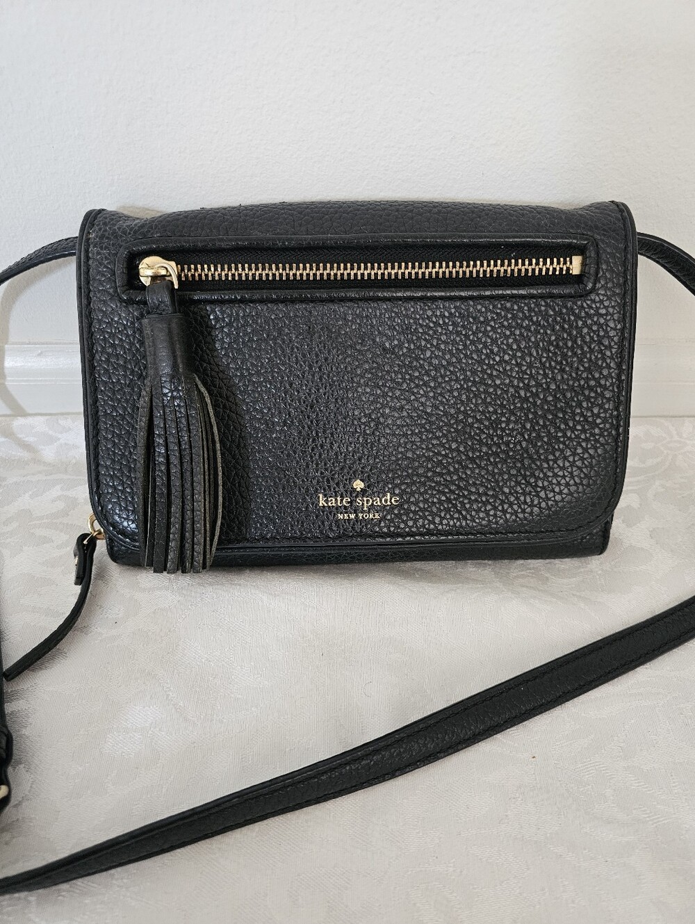 Kate Spade New York Chester Street Avie Crossbody Bag